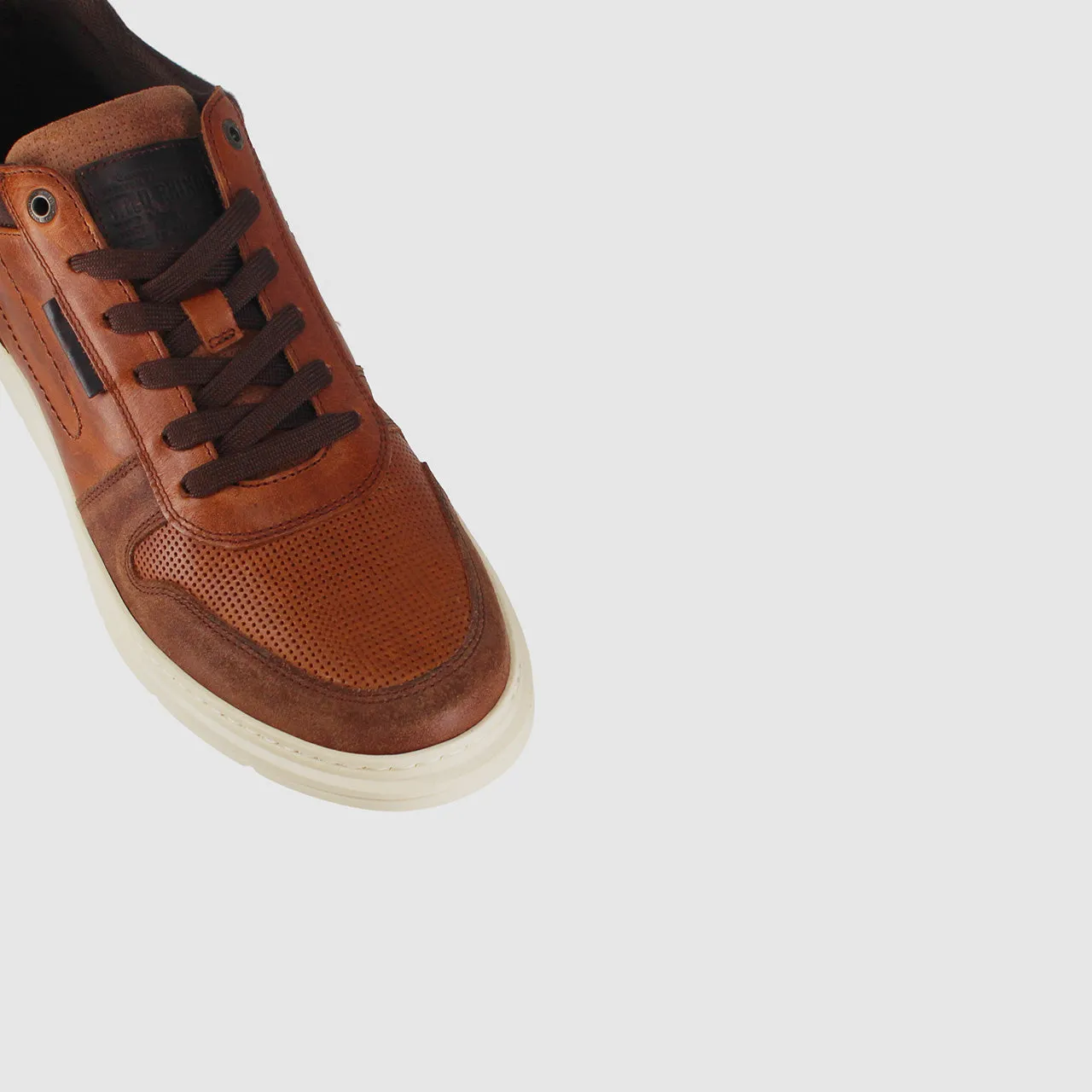Timeless Accent Chic Look Idaho Casual Shoes Tan