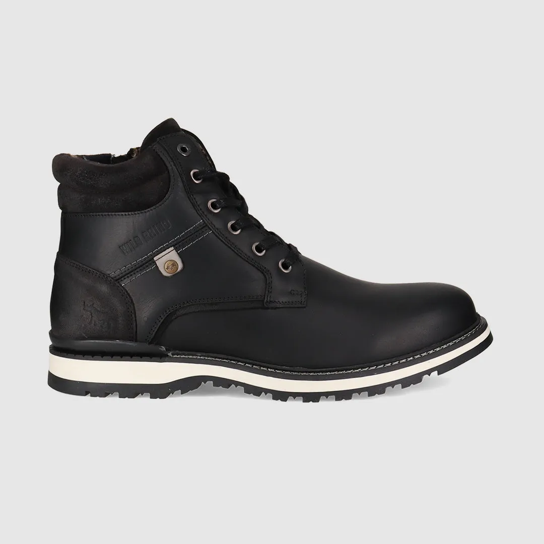 Stud Lace Up Boots Black Seamless Comfort Rough Terrain Power Step