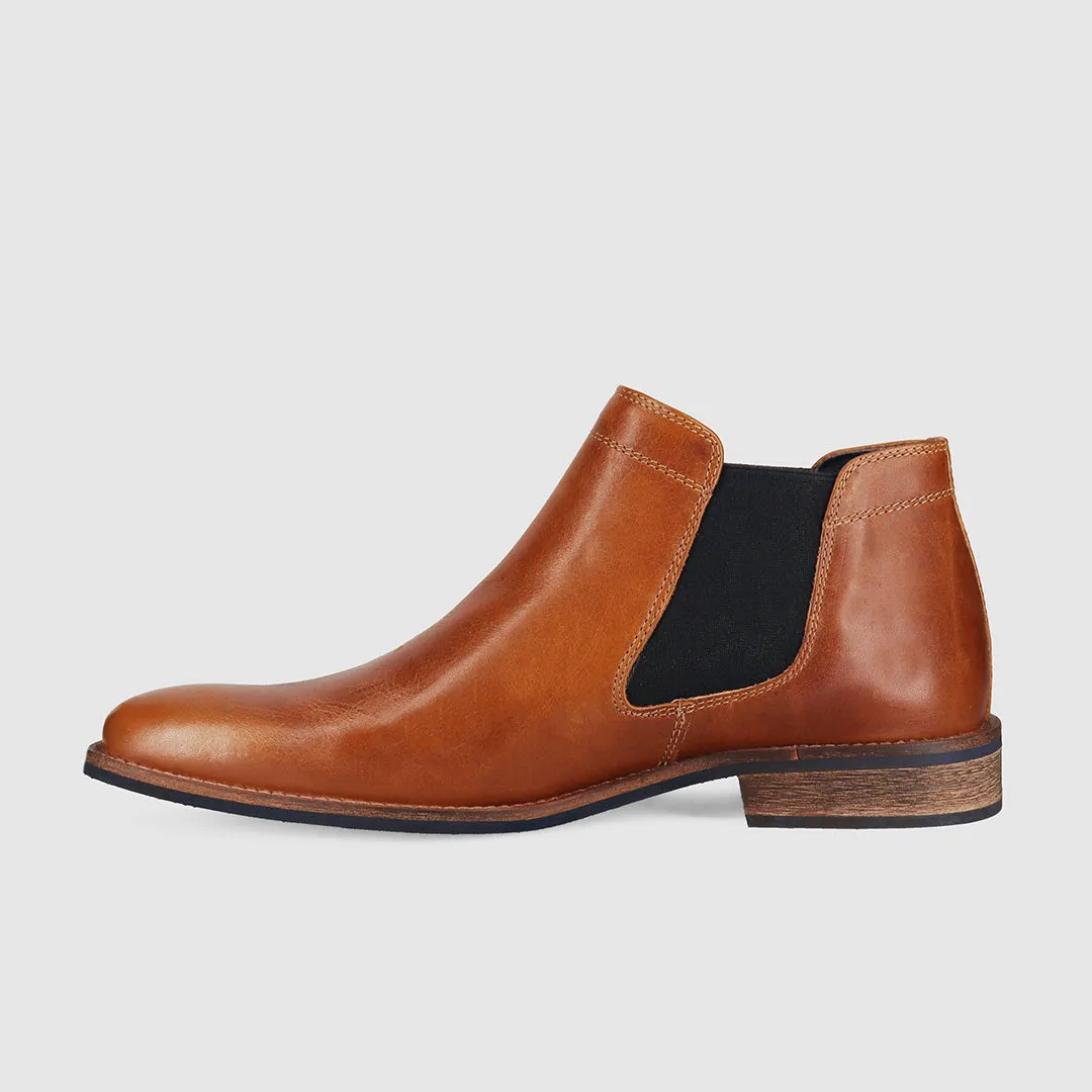 Casual Drake Chelsea Boots Tan Brave Path
