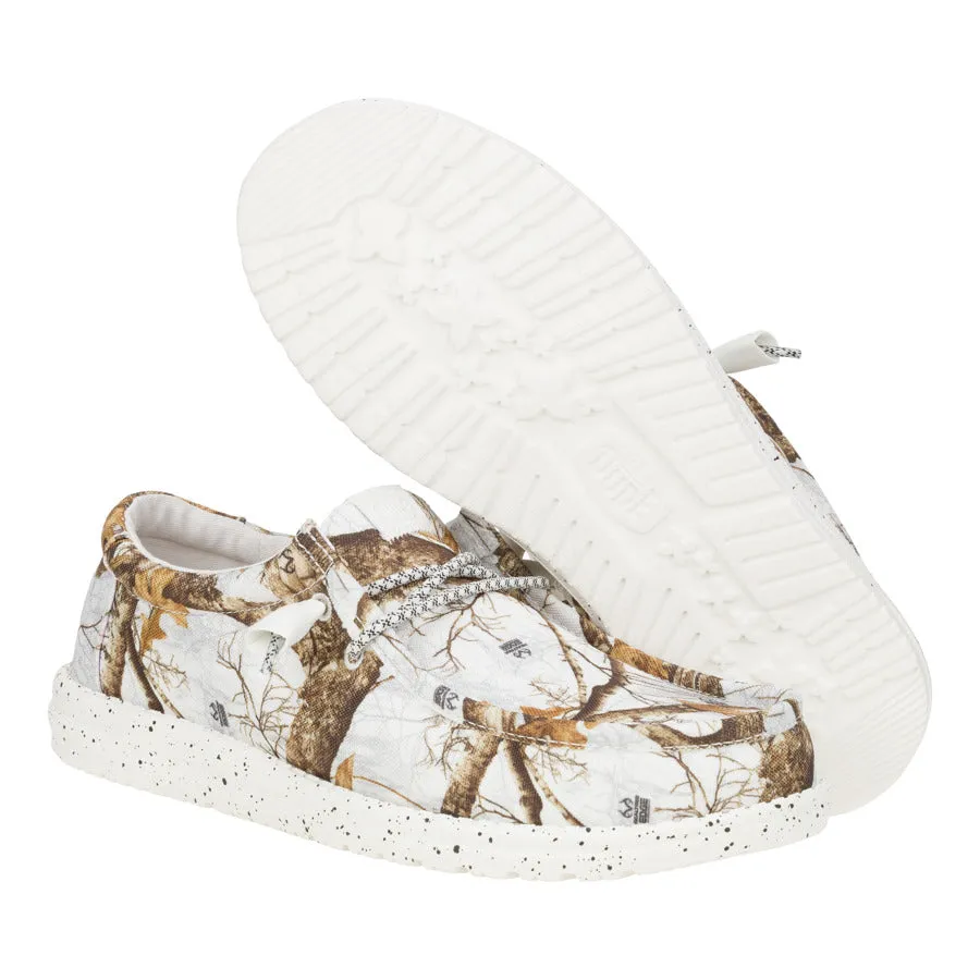 Wally Realtree Edge Colors - White/Camo Stable base Fashionable