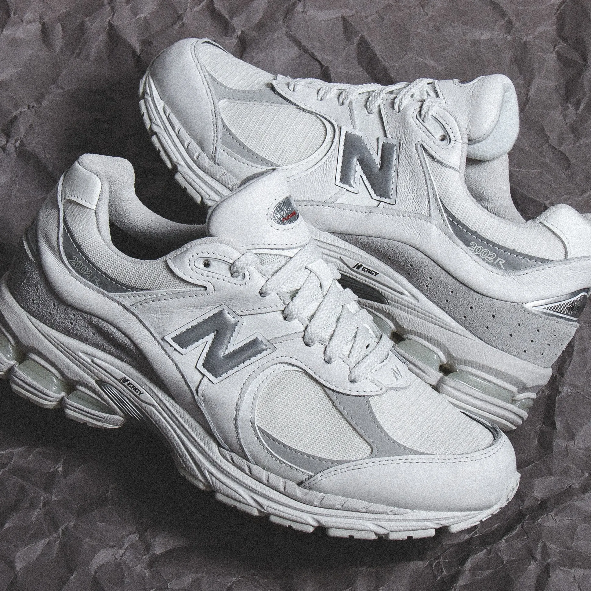 Deep Grip New Balance Men 2002RX Gore-Tex White M2002RXM