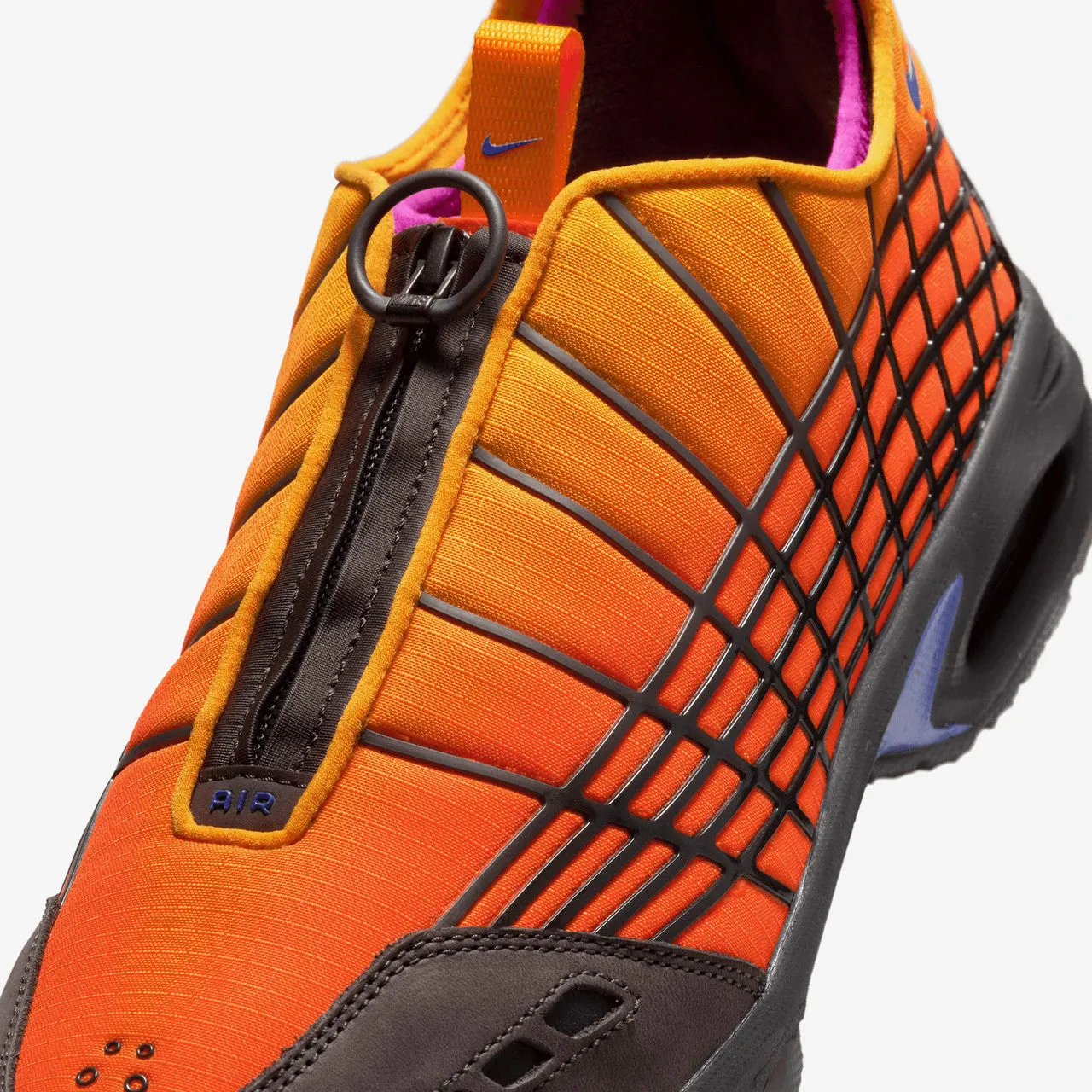 Air Max SNDR SP x Kids of Immigrants Tech Knit Top Rated