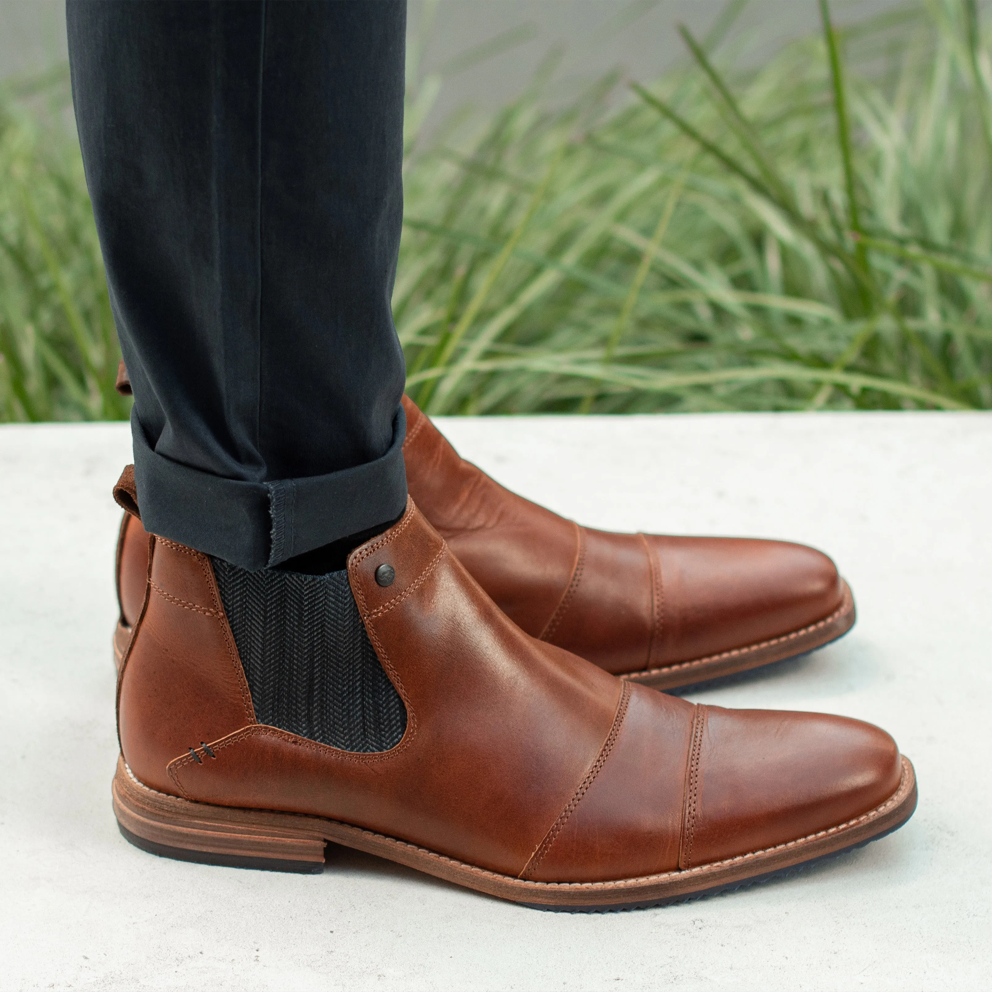 Jonah Chelsea Boots Tan Protective Finish Outdoor Trek Soft Lining