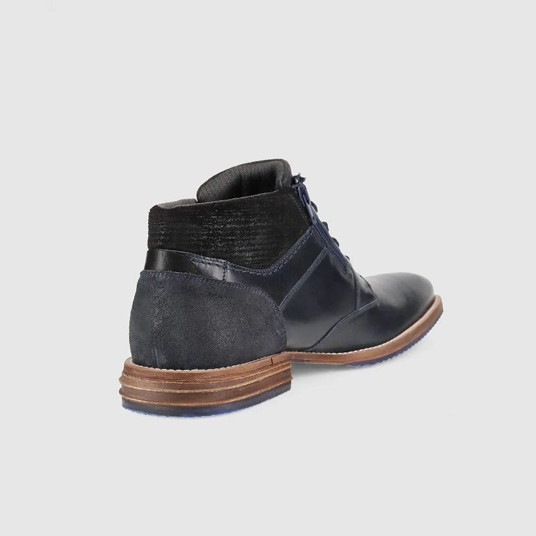 Orthopedic Design Feather Light Cold Climate Cobra Lace Up Boots Navy