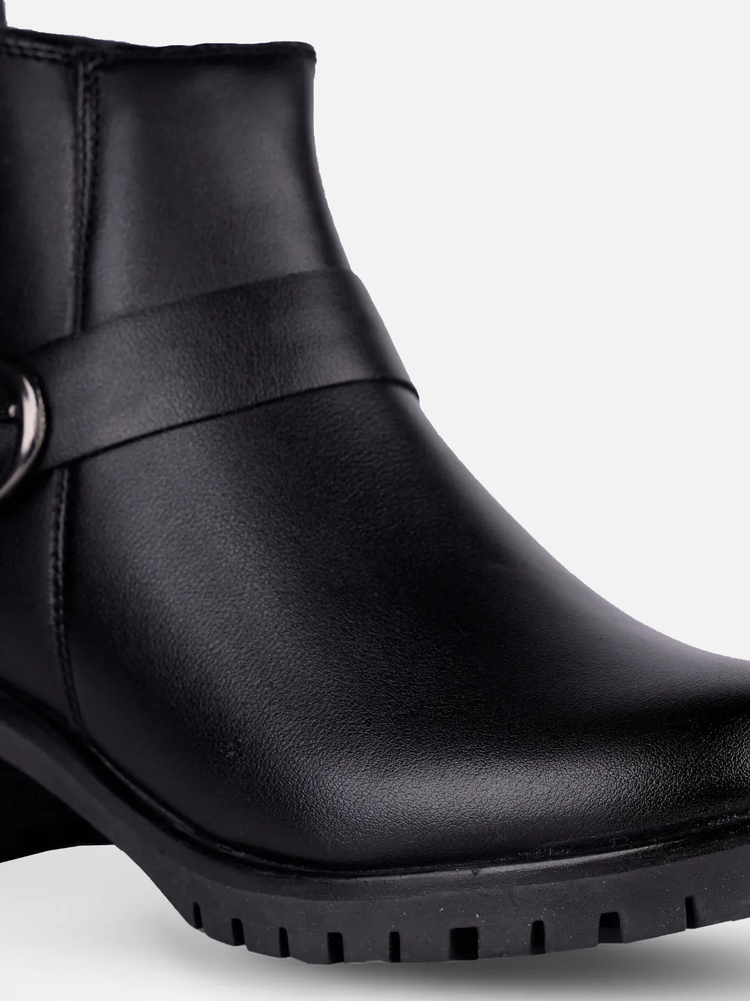 Women's Black Ankle Boots (IU5001) Fashionable Flexible Shank