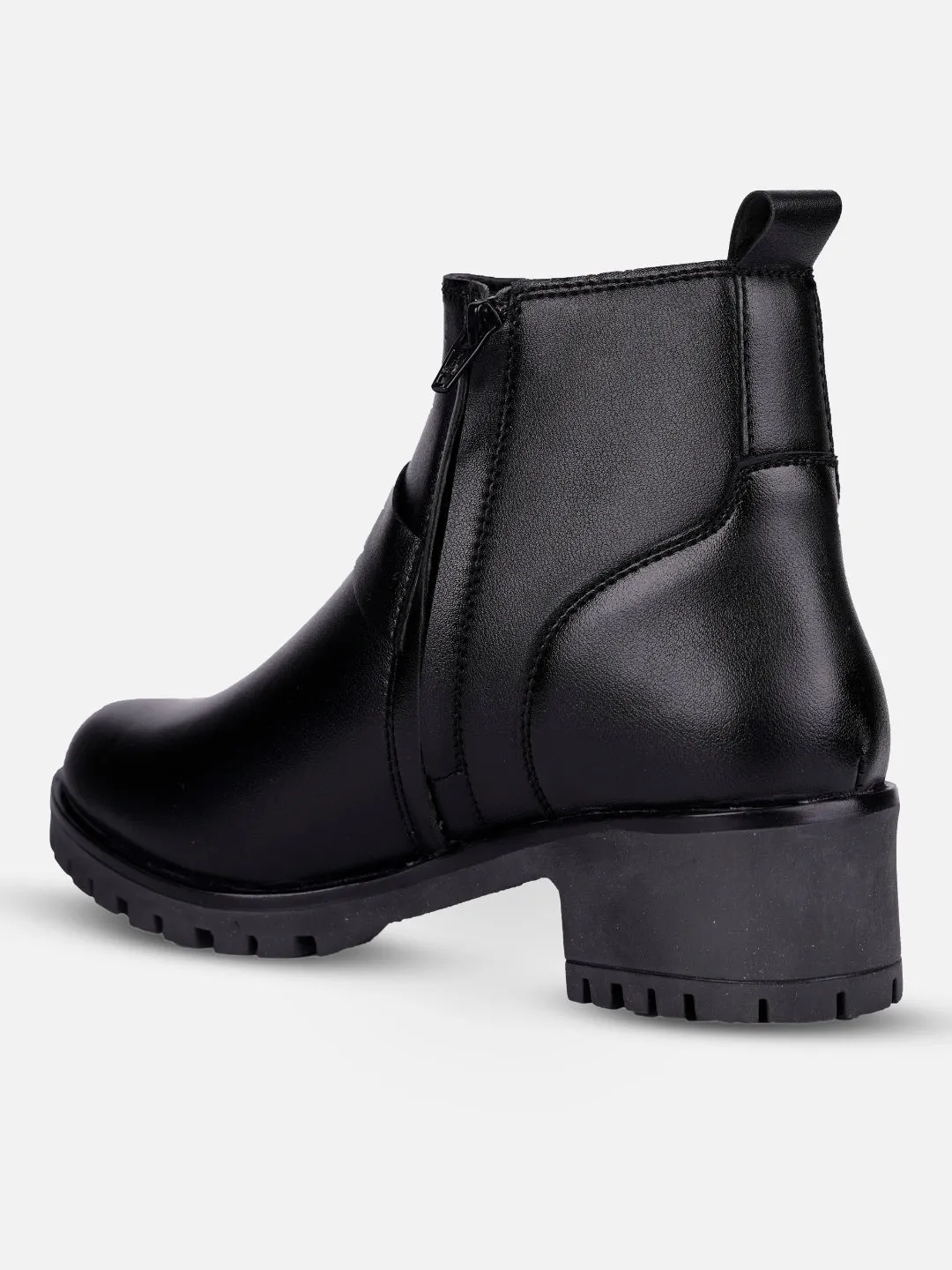 Ergonomic Shape Durable Fit Women's Black Ankle Boots (IU5001)