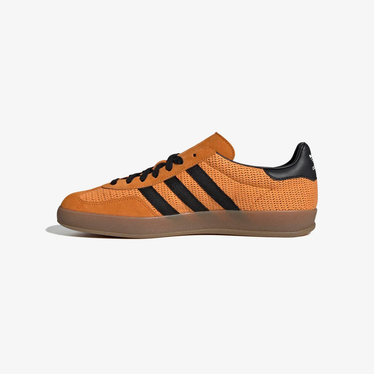 Urban Sleek Gazelle Indoor