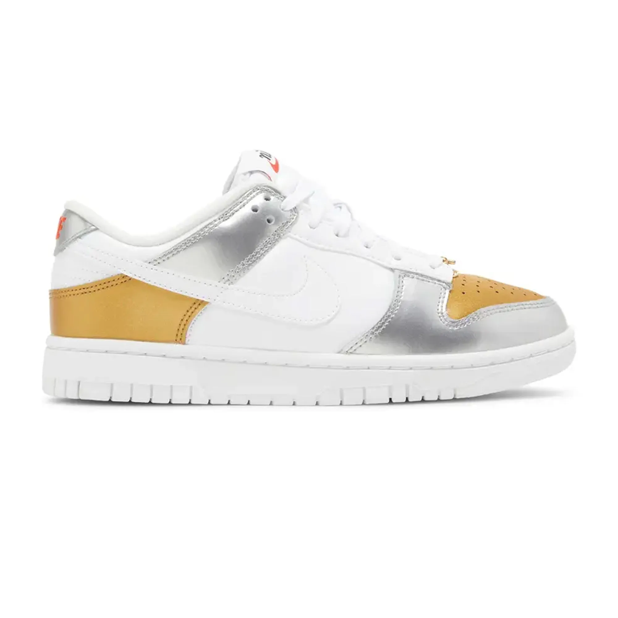 Comfort Run Weekend Casual Nike Dunk Low 'Heirloom' W (2022)
