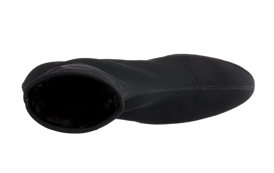 Grippy Outsole Rough Terrain Via Hugger