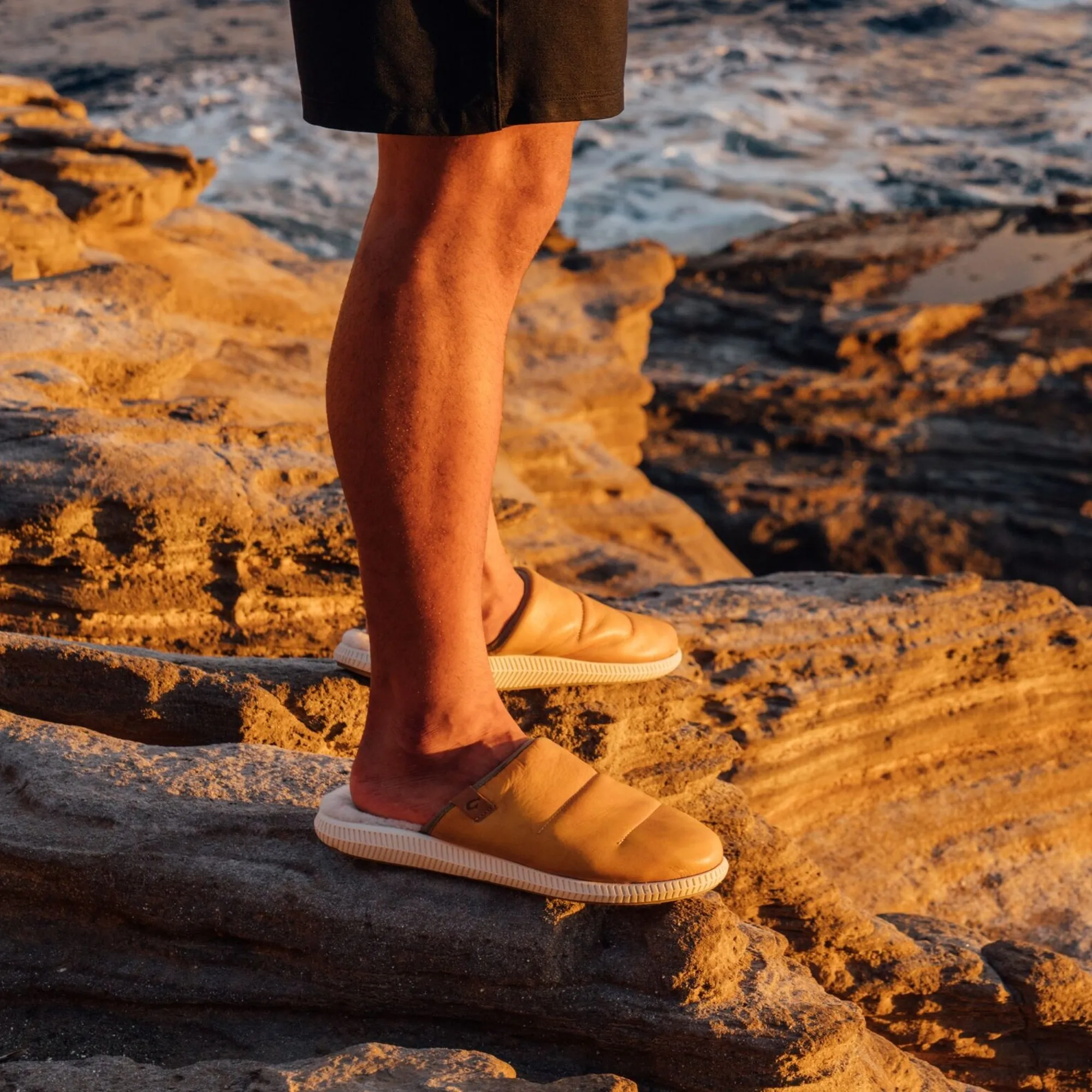 Mua 'Ili - Golden Sand / Bone Relax Slip Shoes Quick Travel Sandals