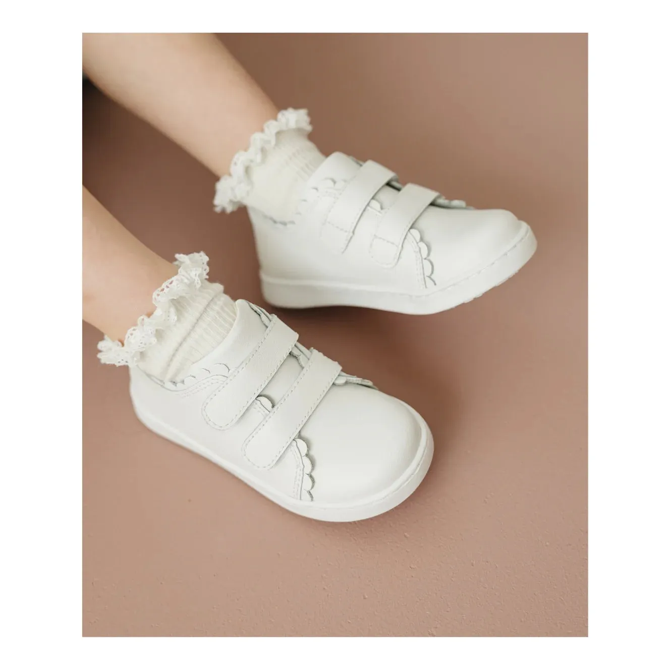 Comfort Padding Primary - school - sized shoes KIDS' CAROLINE SNEAKER