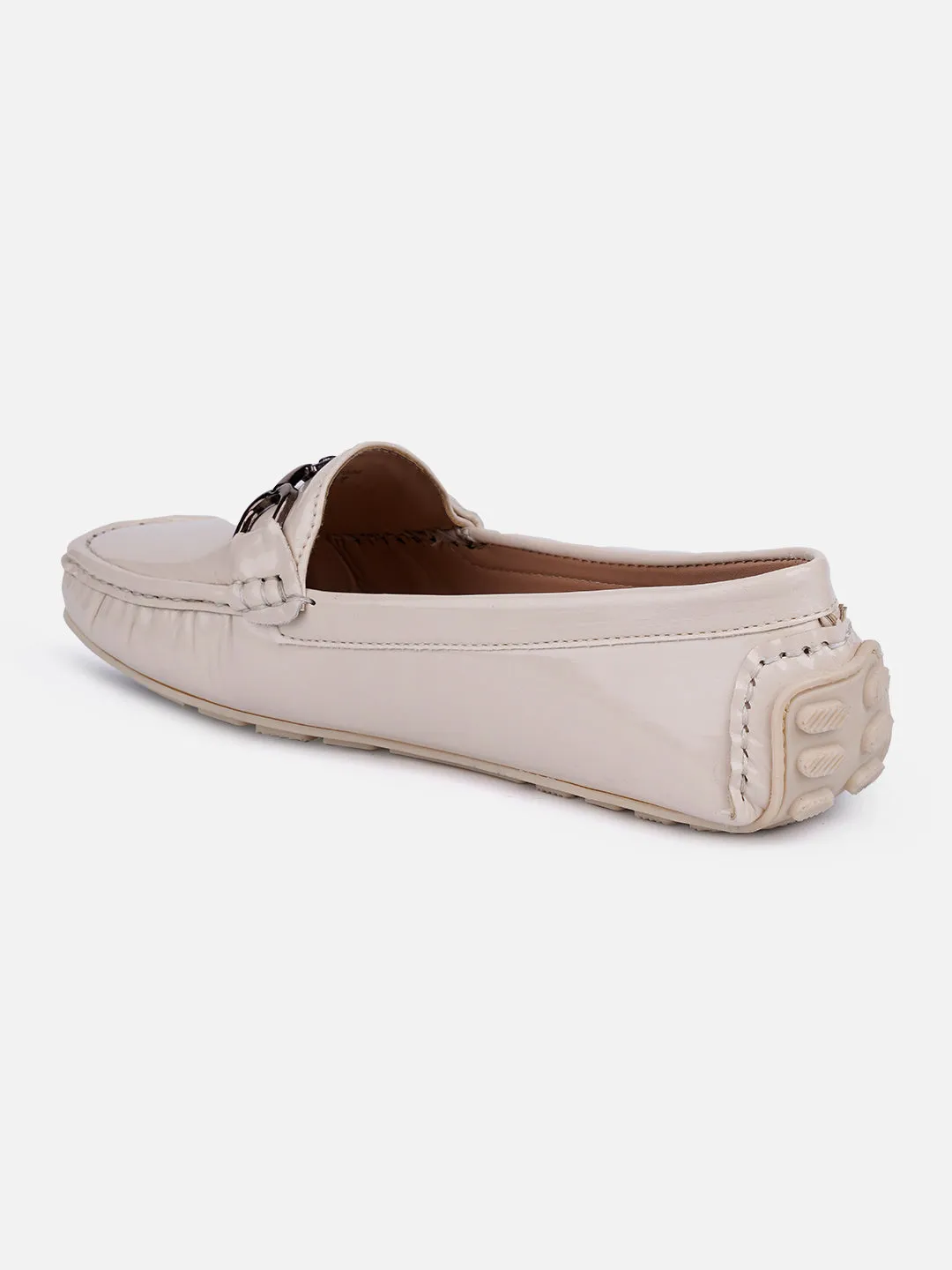 Support Motion Women's Cream Soft & Flexy Loafers (IU2006)