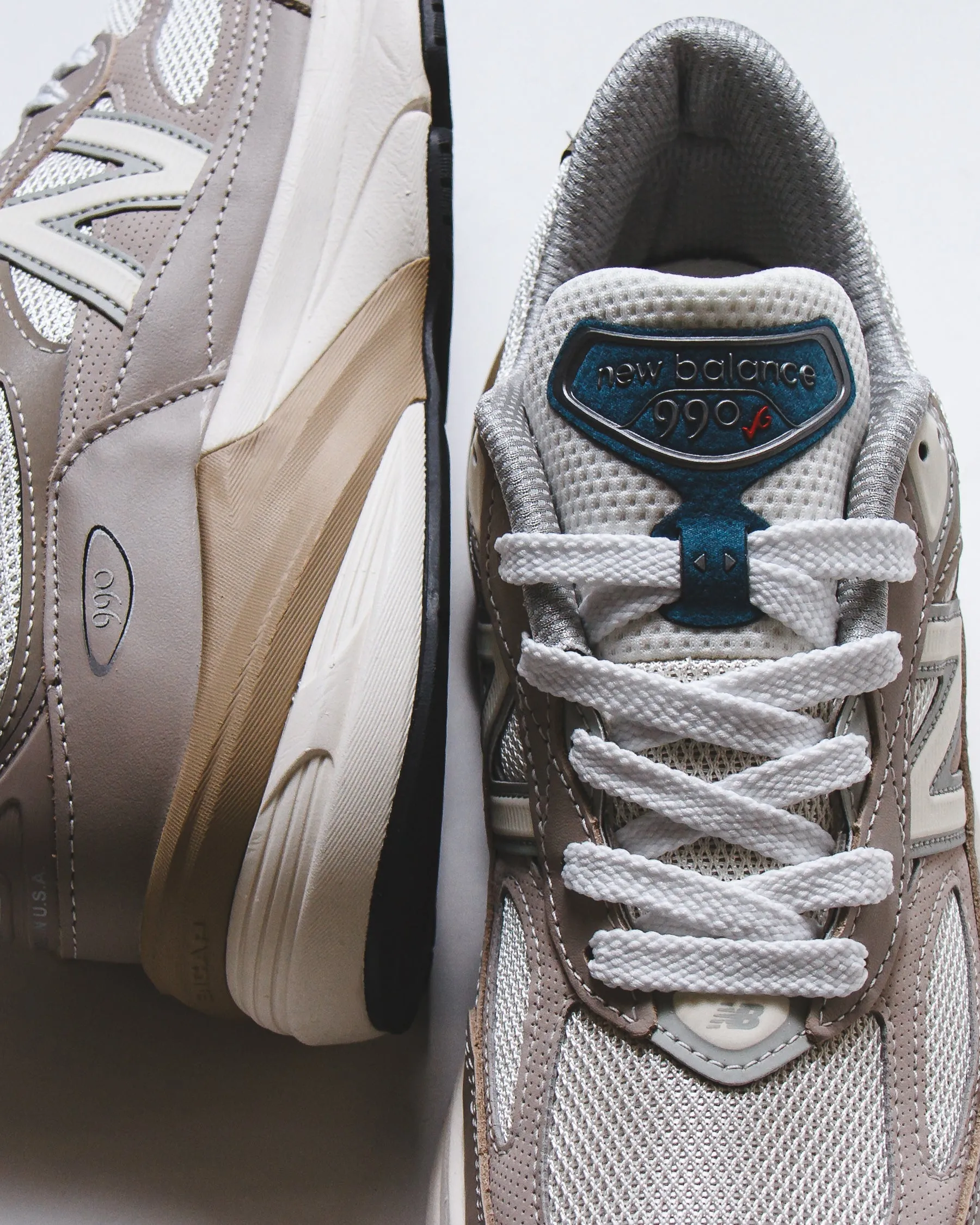 New Balance Unisex Made in USA 990v6 Light Mushroom U990MM6 Lace Up Style Virtual Step