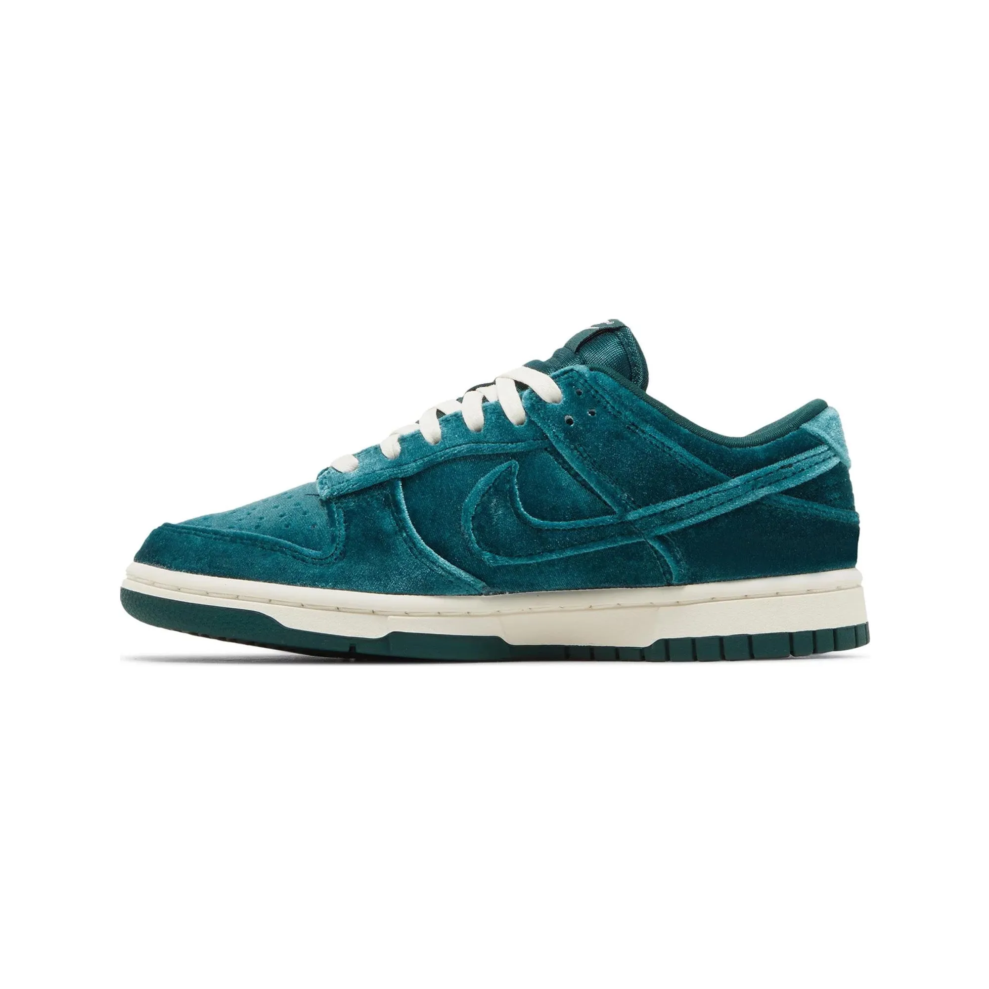 Nike Dunk Low 'Velvet Teal' Women's (2022) Heel Safe