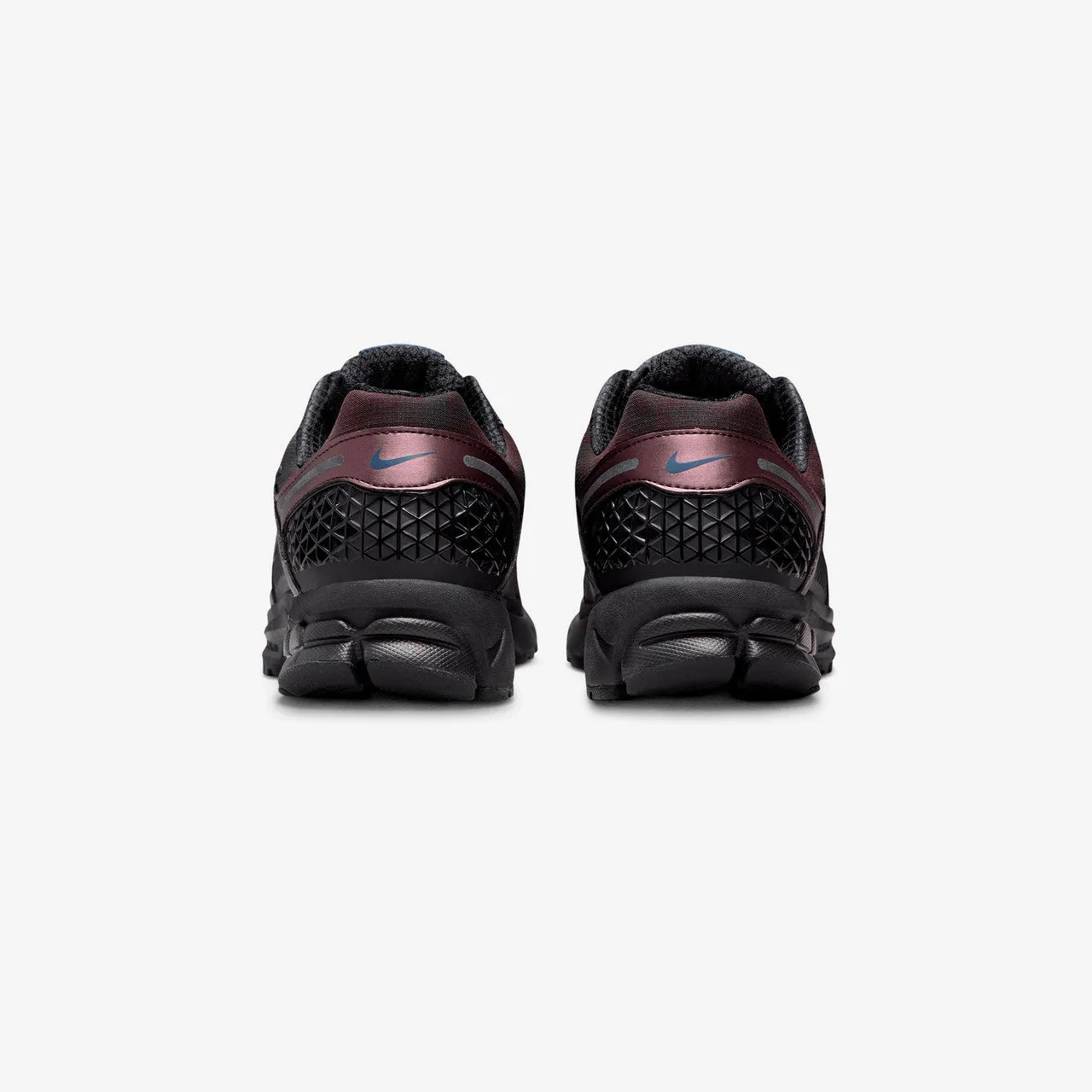 Wmns Zoom Vomero 5 Game Ready Everywhere Fit