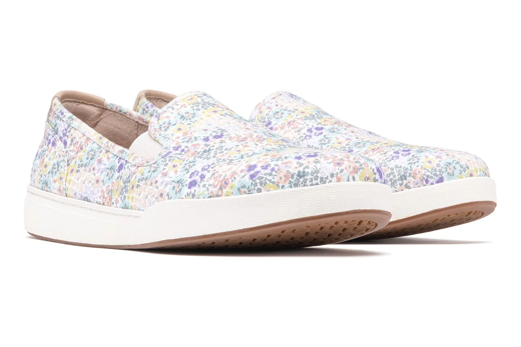 Encore Slip On Modern Step Moist Dry