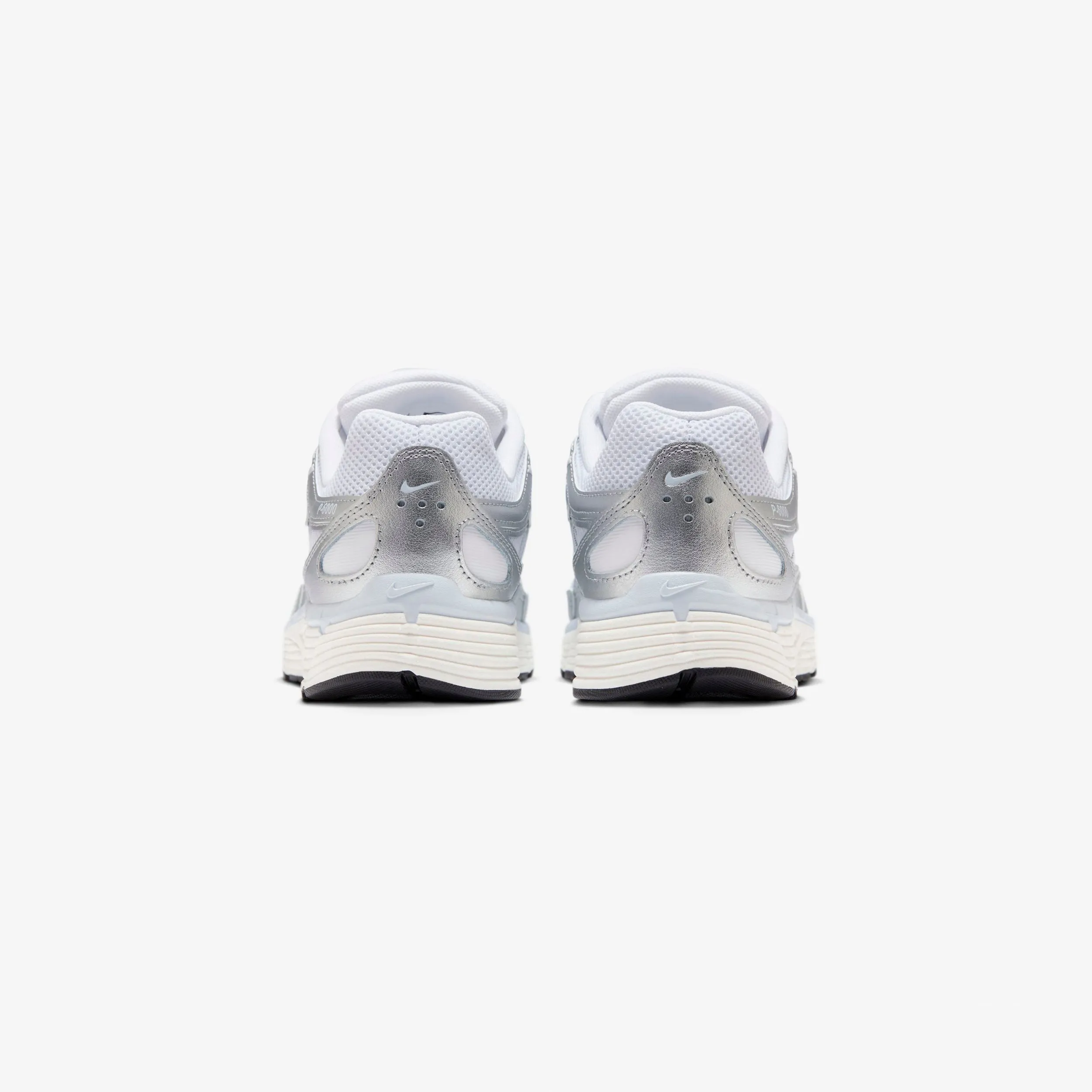 Ventilation holes Wmns P-6000