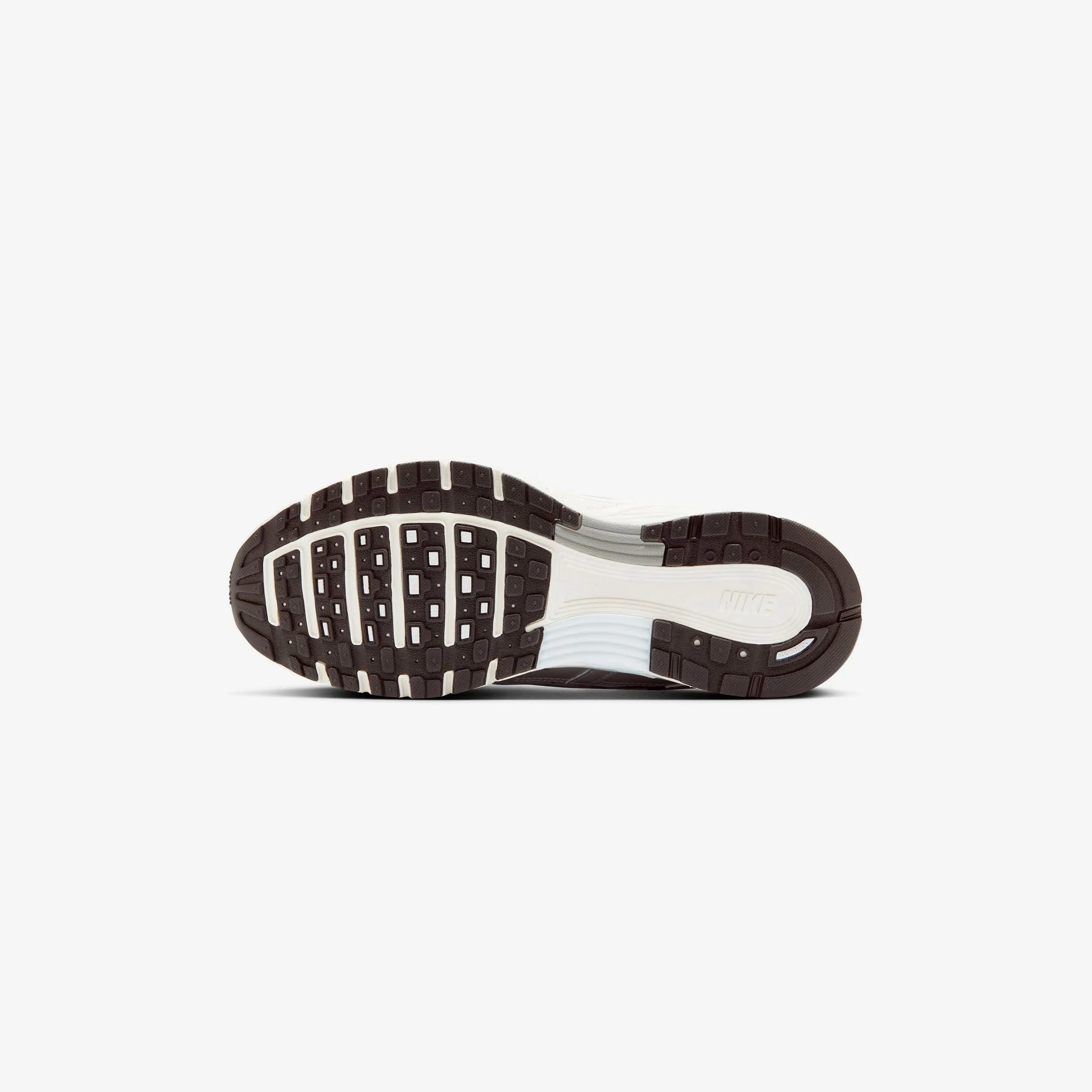 Wmns P-6000 King Walk
