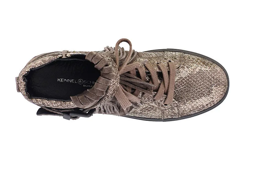 Ken Galileo Waterproof Trail Runner Comfortable buckles