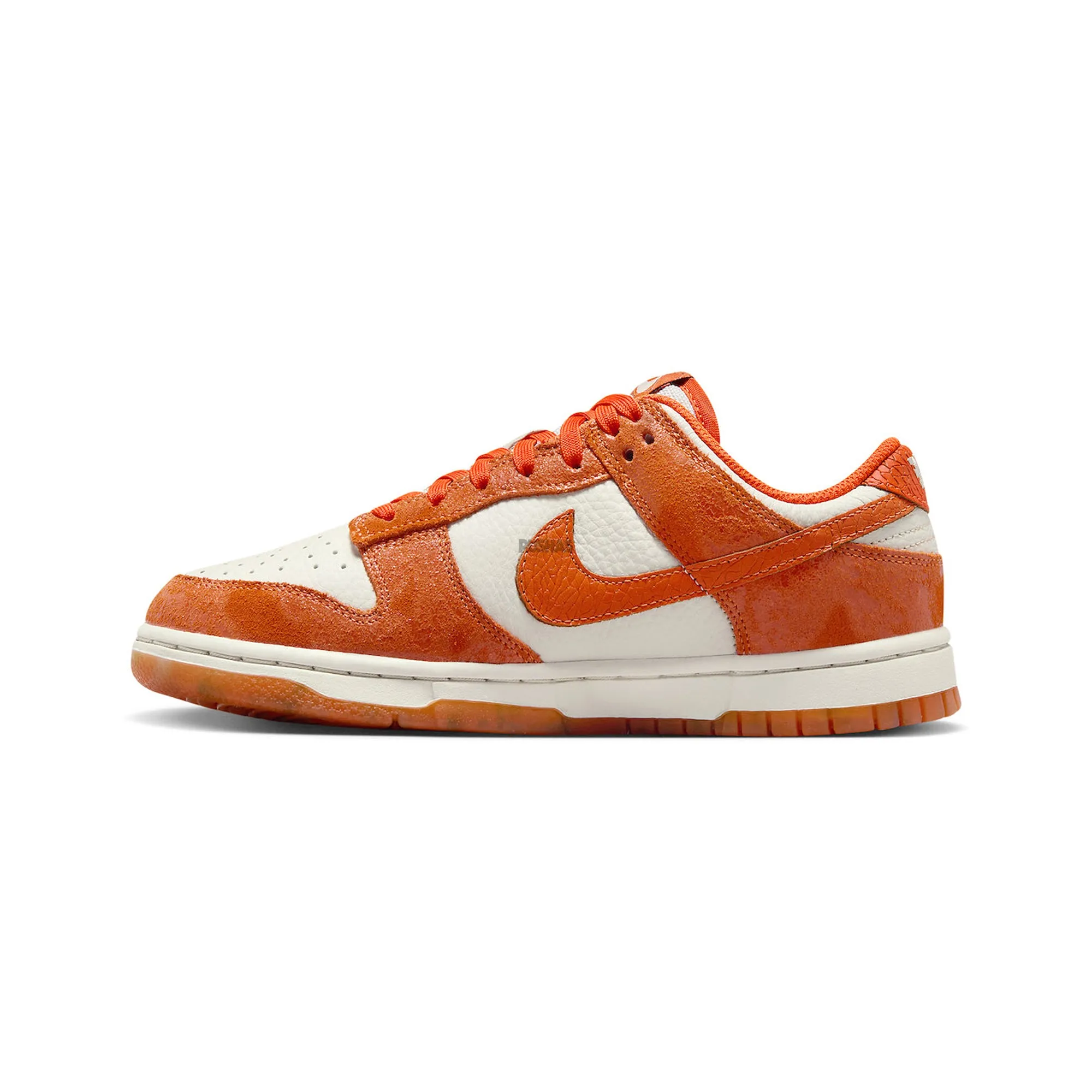 Nike Dunk Low 'Total Orange' Women's (2023) Digital Run Sport Edge