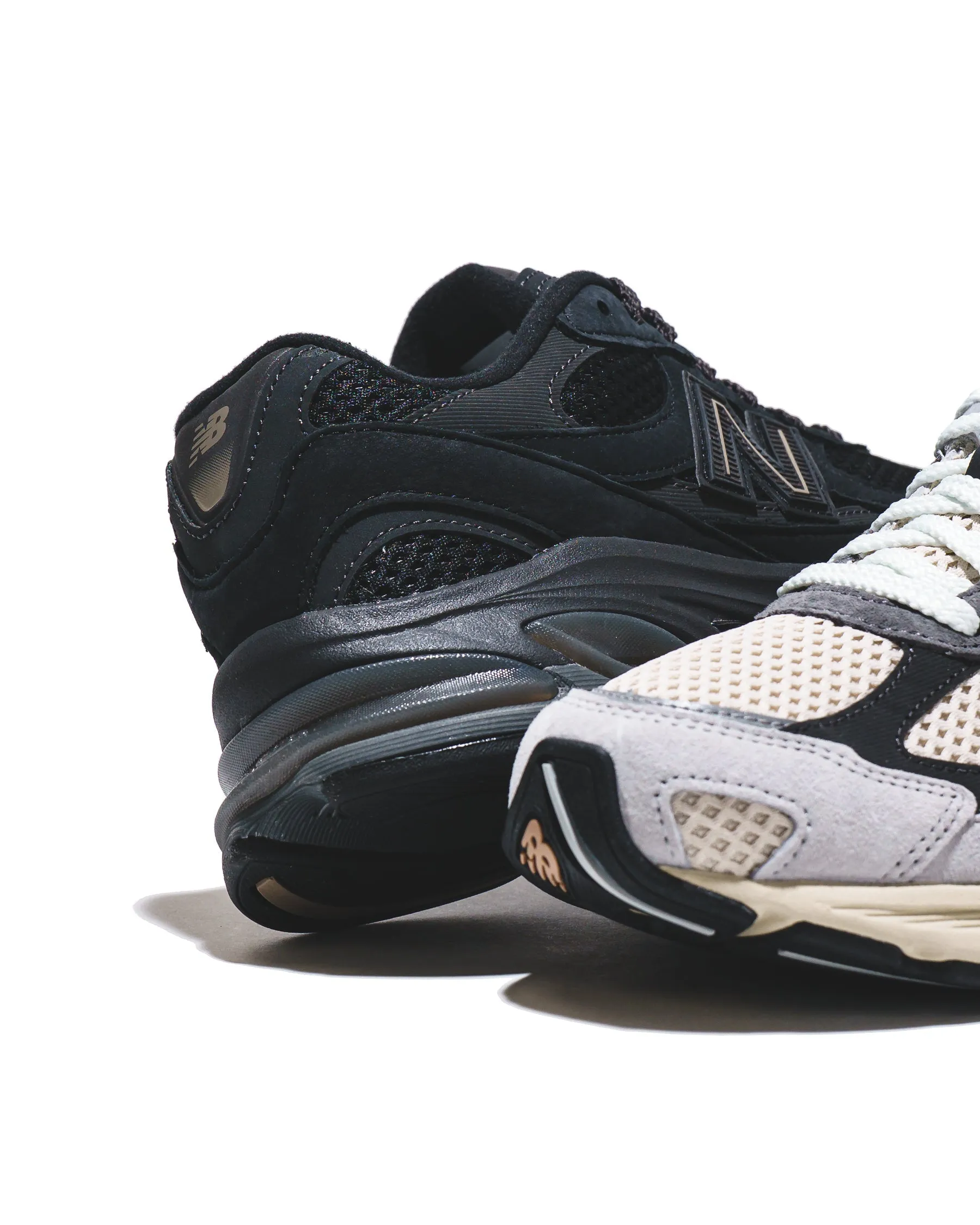 New Balance Unisex 2010 Black Cement U2010TTB Tone Play