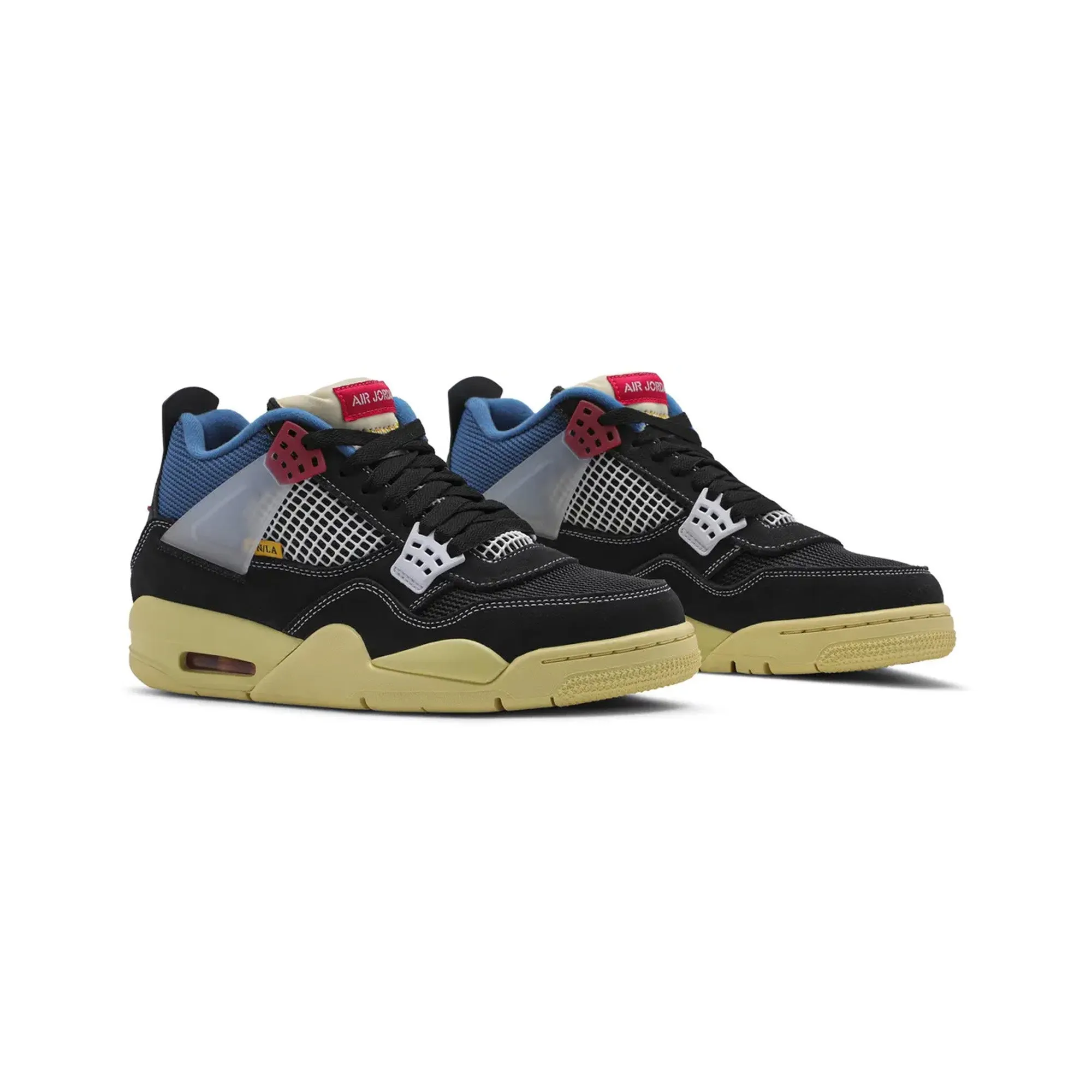 Running Air Jordan 4 W x Union 'Off Noir'