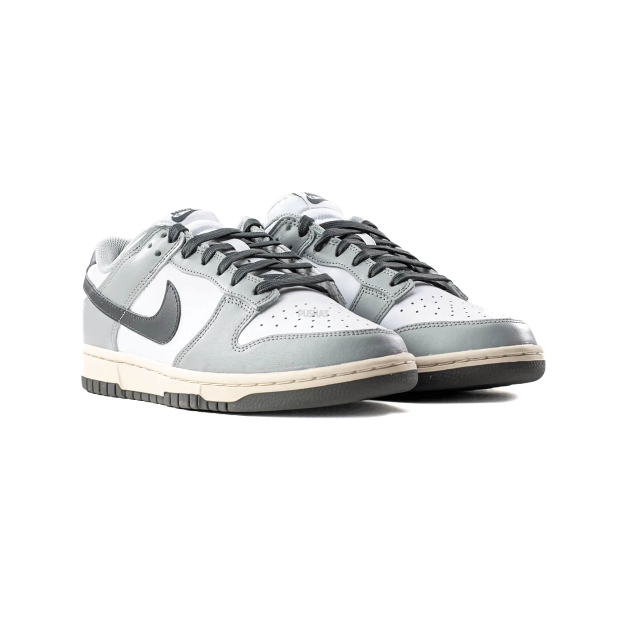 Memory Foam Airport Travel Nike Dunk Low 'Light Smoke Grey' Women's (2022)