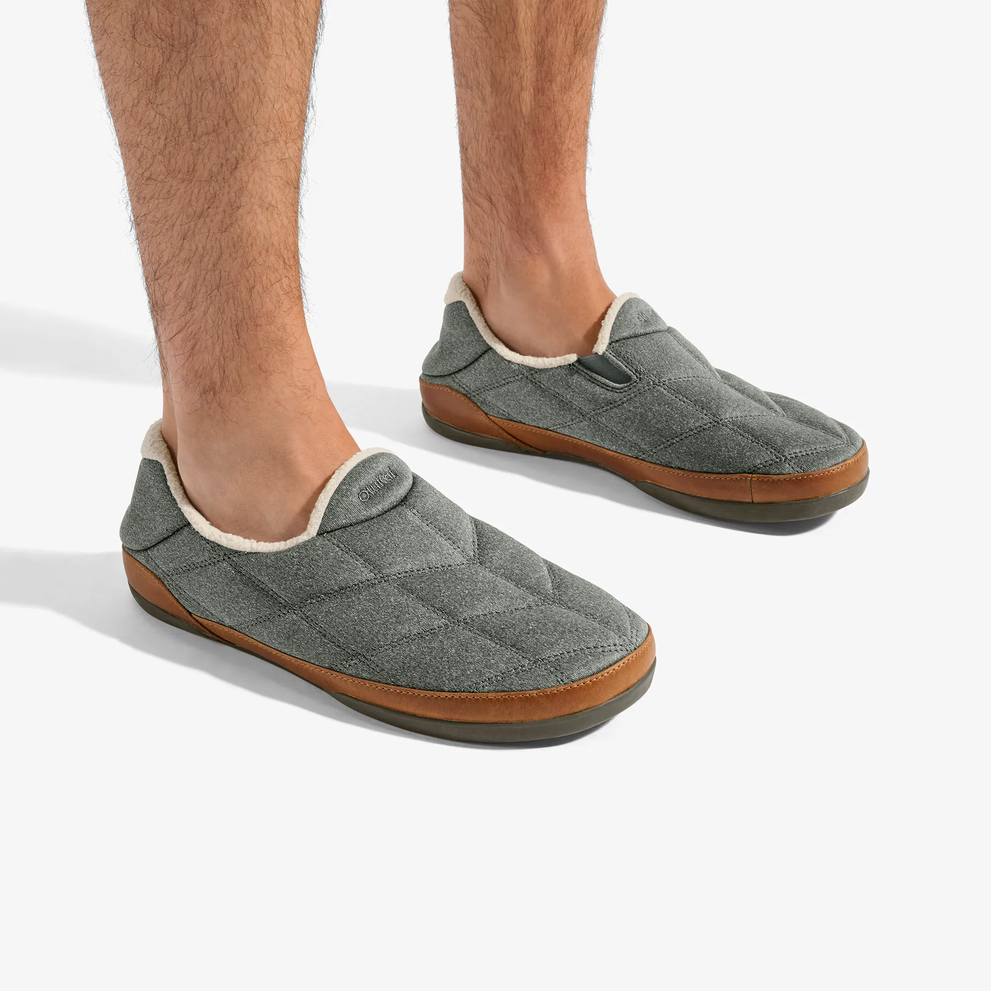 Comfortable Material Functional Features Pukui  -  Ash / Ash
