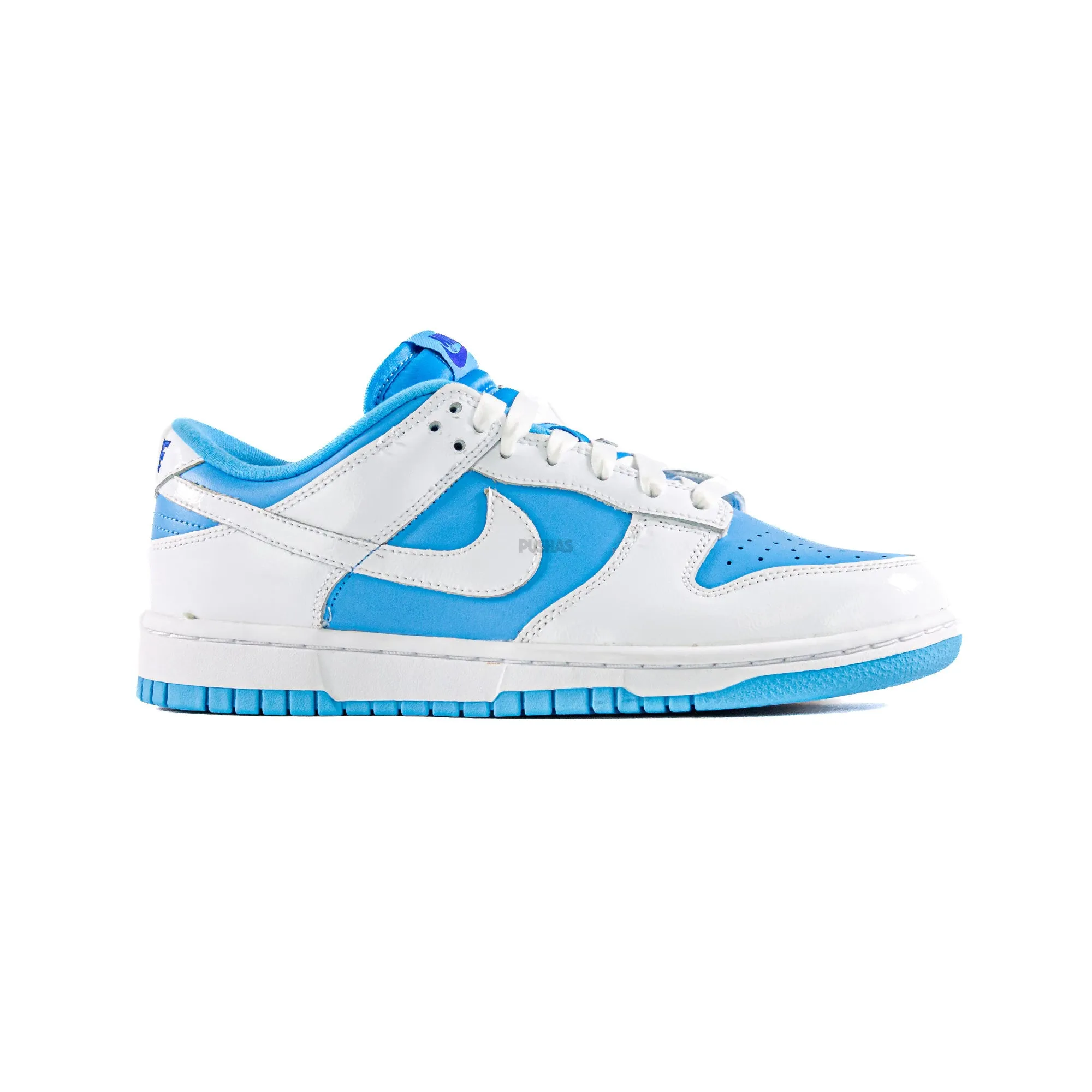 Responsive Cushion Weekend Warriors Retro Core Nike Dunk Low 'Reverse UNC' Women's (2022)