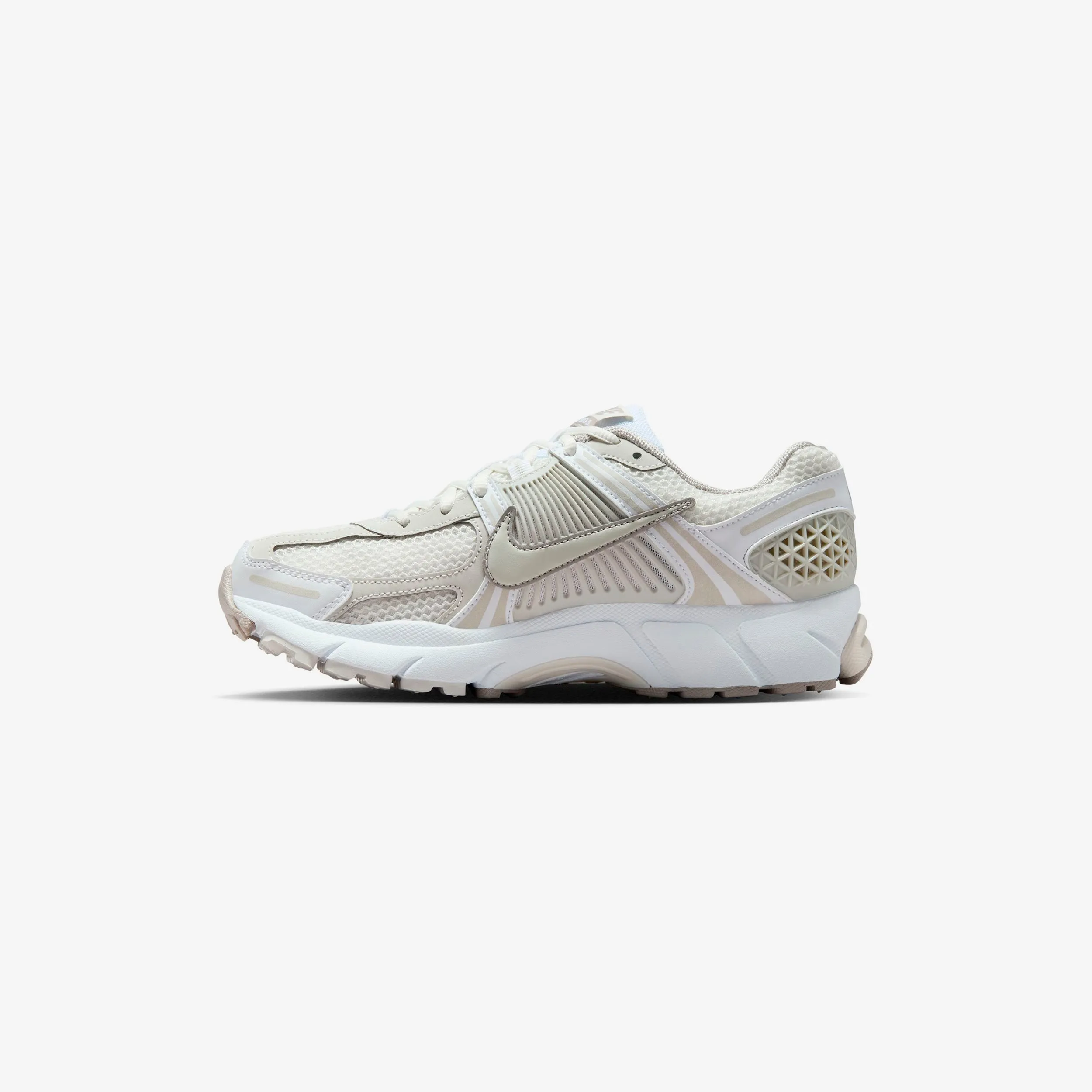 Anytime Go Wmns Zoom Vomero 5