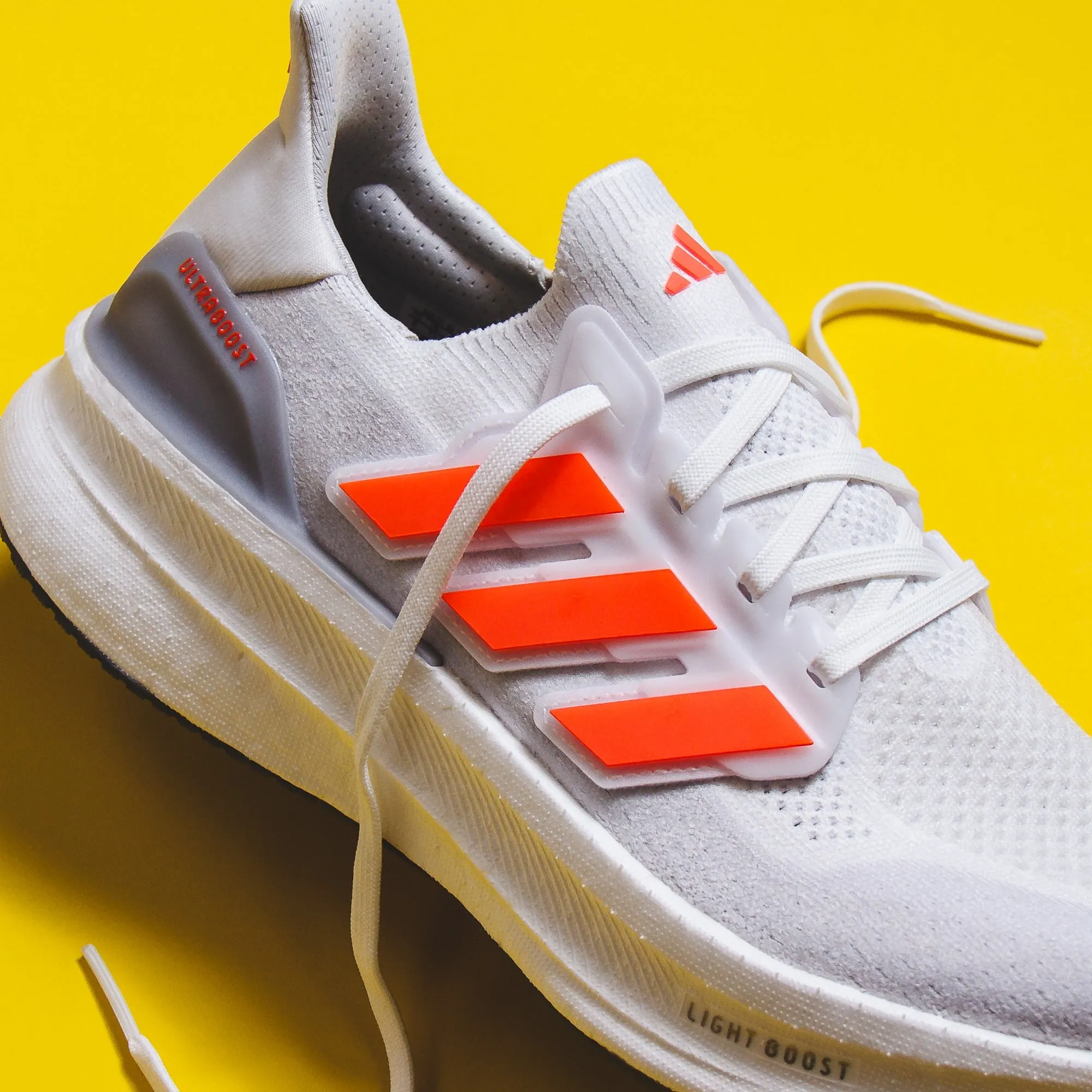 Adidas Men Ultraboost 5 White Red ID8818 Flexible Fit Frequent Travelers