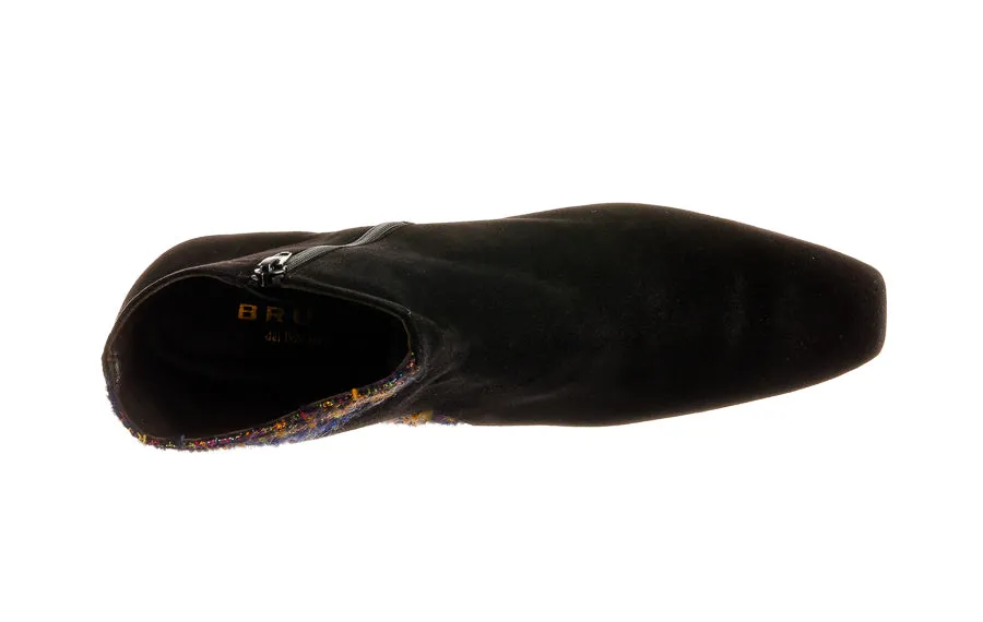 Br Liv Stylish Padded Interior Rough Trail Hiker