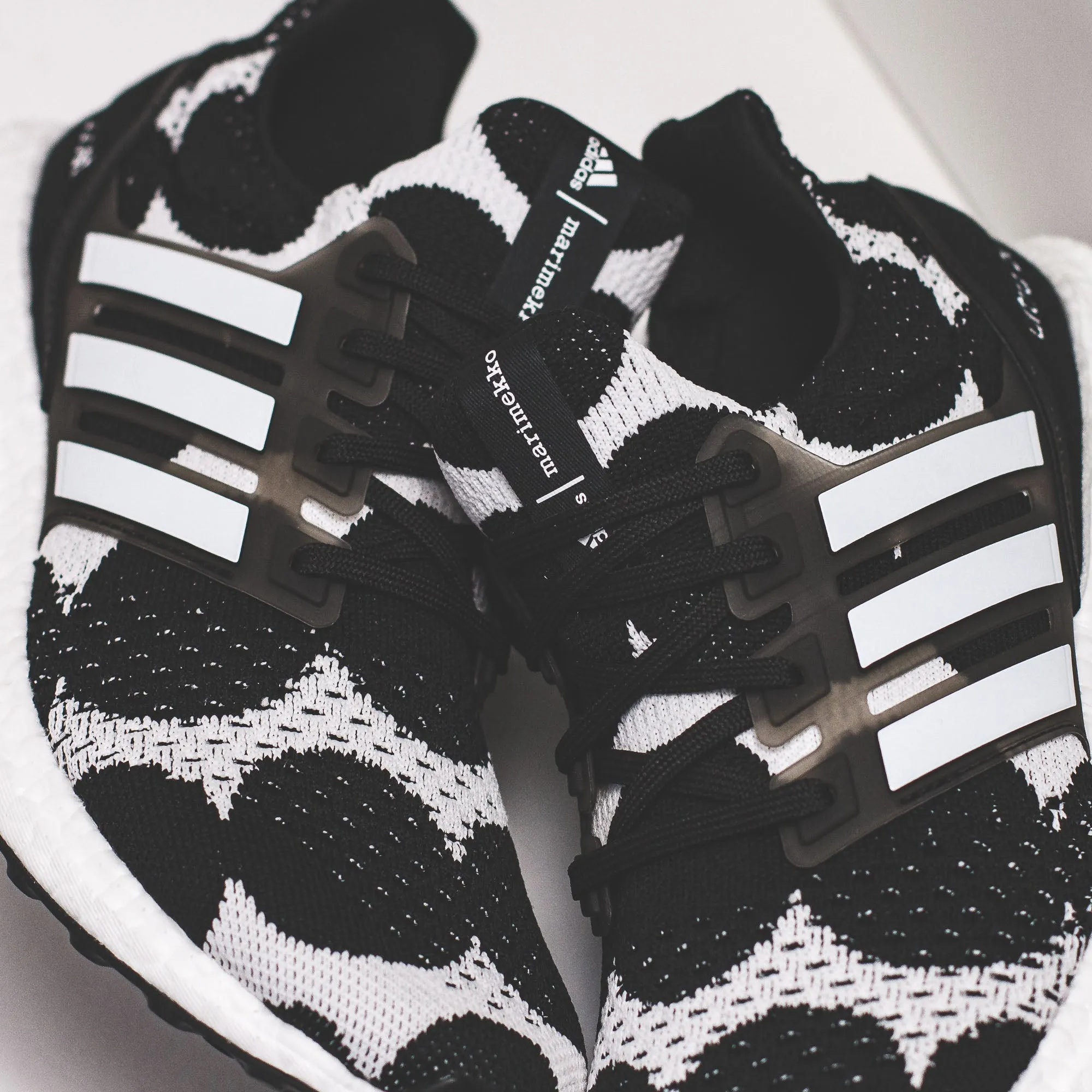 Fashion Glow Comfort Adidas Running Women x Marimekko Ultraboost DNA Black White GZ8686